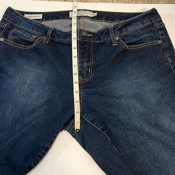 TORRID Tall Curvy Cuffed Skinny Blue Jeans Women's 12T Classic 5 pocket Denim - Picture 5 of 11